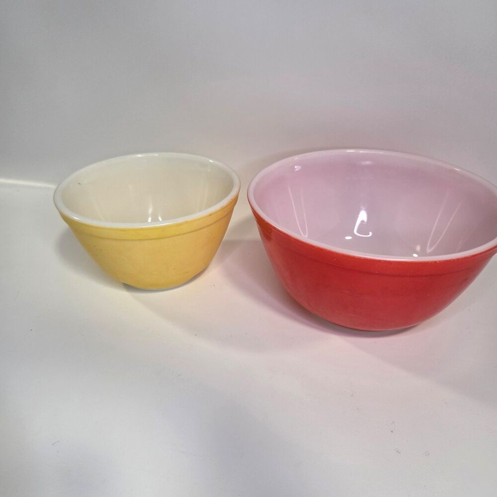 Vintage Pyrex Mixing Bowls Set of 2 Yellow and Red